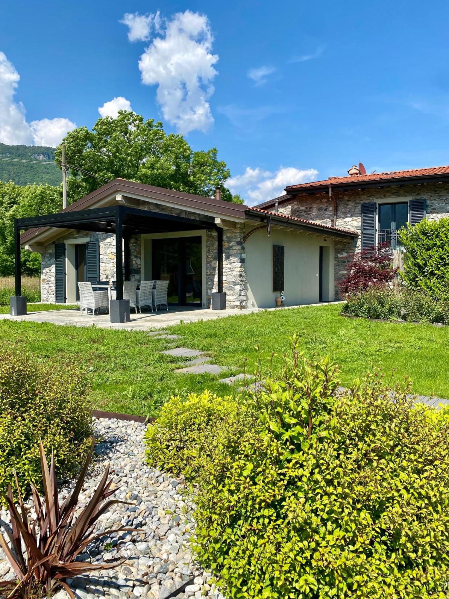 Villa Larius Gravedona Exterior foto
